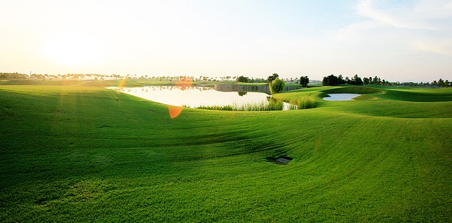 golfing-in-vietnam