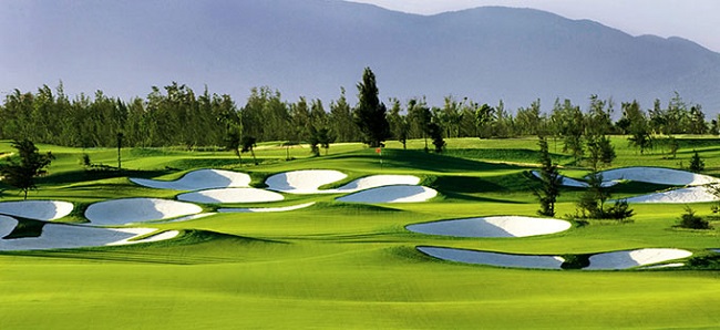 golfing-in-vietnam